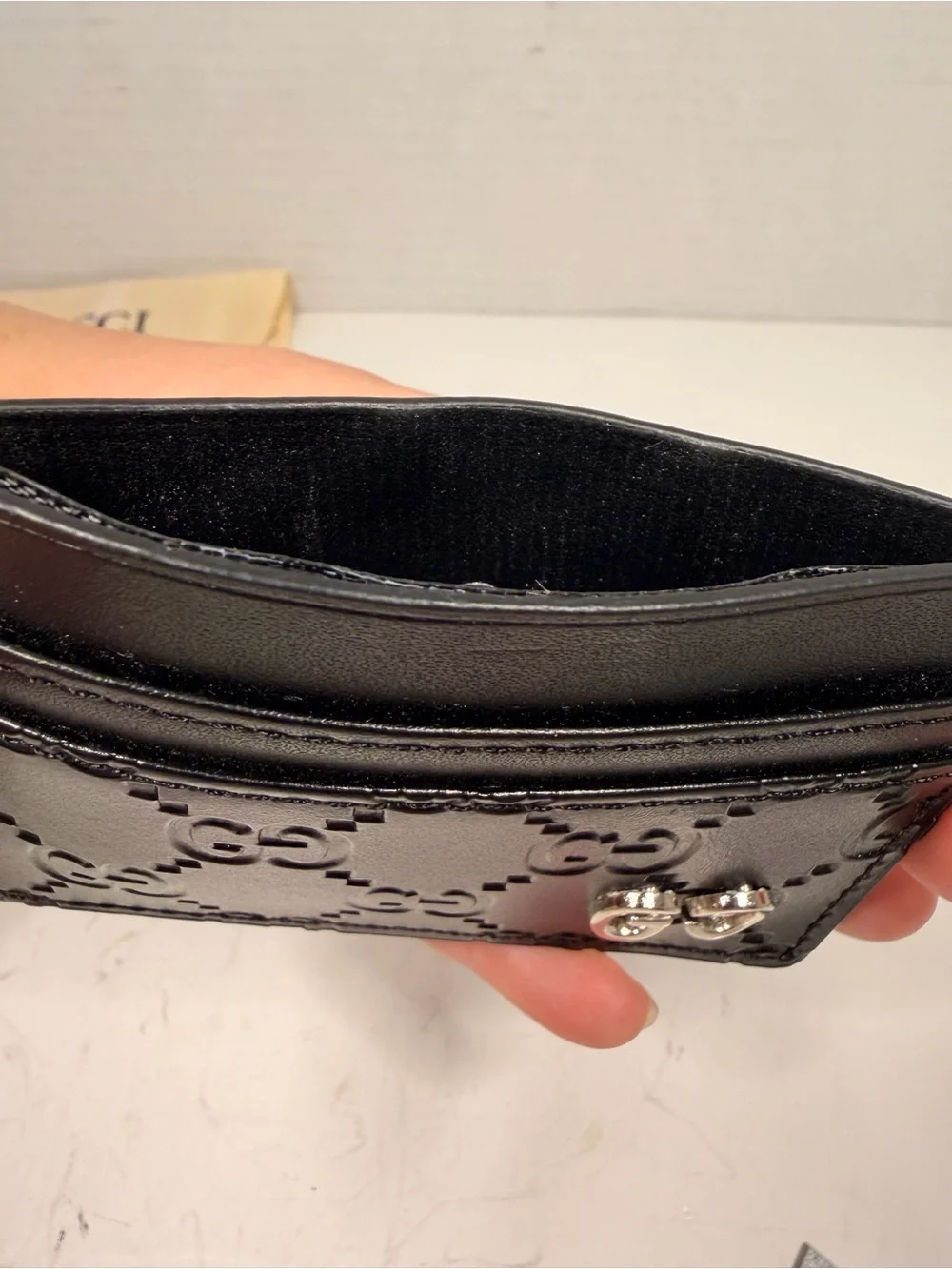Gucci Signature Leather Card Holder with Silver-Tone GG Logo